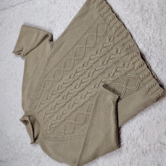 The Limited Tan Mock Neck Elbow Sleeve Pullover Raglan Cable Knit Sweater - Picture 9 of 9